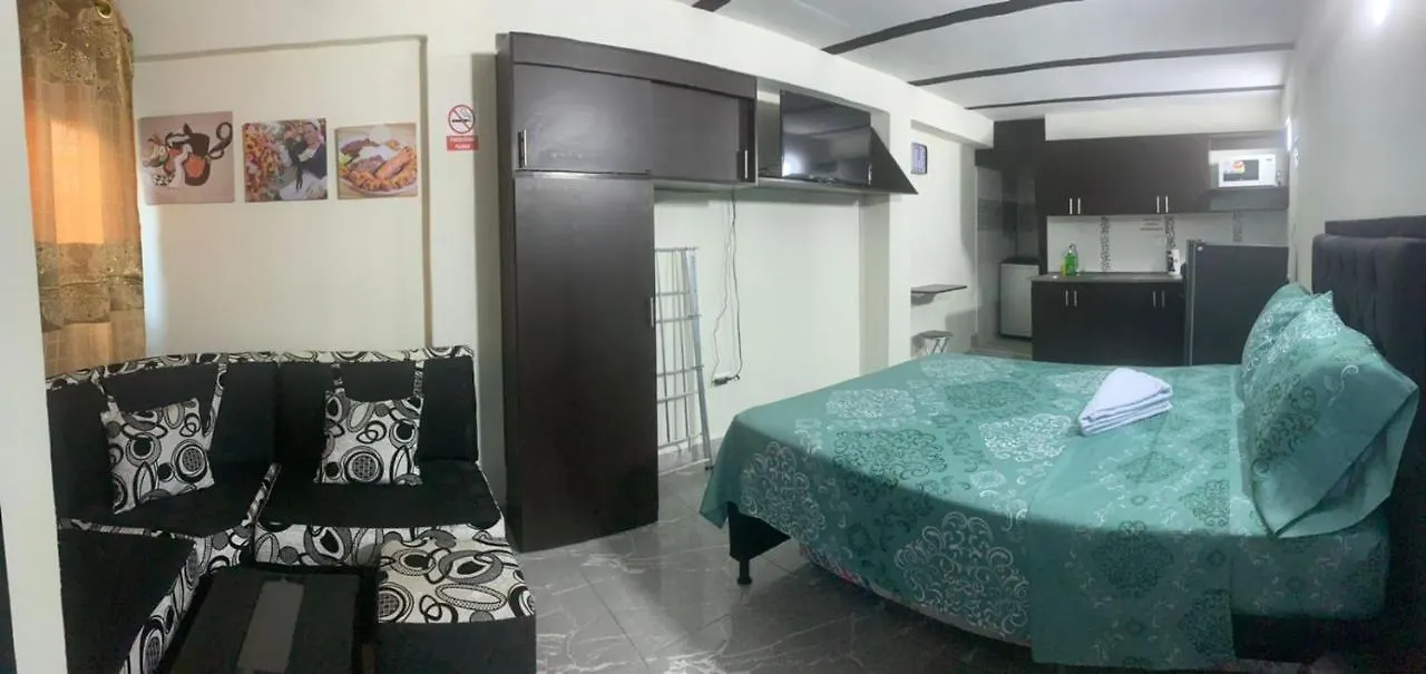 Aparta Estudios Michelle En Robledo A 20 Minutos Del Centro Al Lado De La Universidad Esumer, Imprescindible El Pago De La Primer Noche Medellín 0*,  Colombia